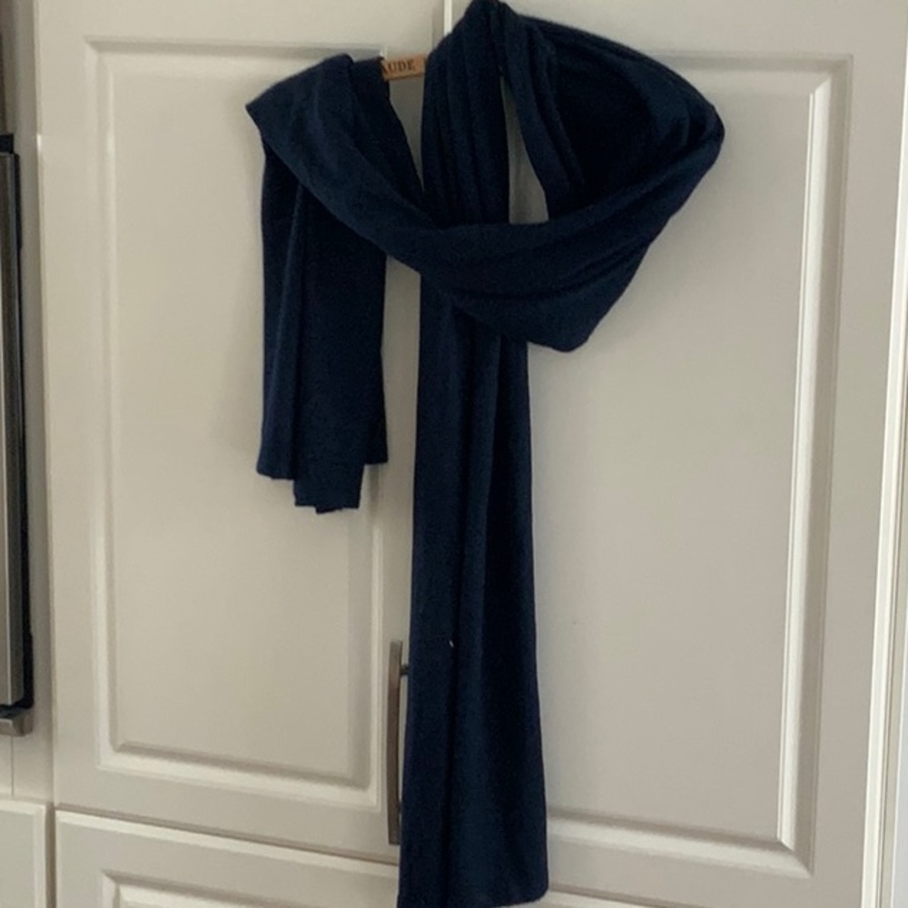 Elegant Navy Blue Travel wrap/scarf
